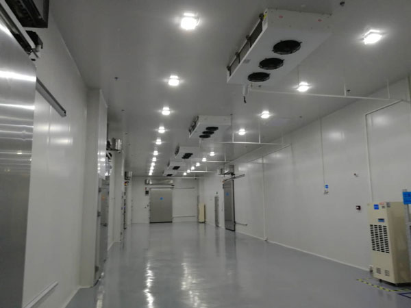 建設(shè)1600m3藥檢所的樣品陰涼庫(kù)安裝價(jià)格是多少？